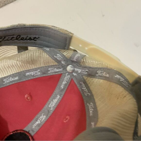 Titleist Snapback Golf Hat Salmon Mesh Polyester Cotton Blend - Picture 7 of 8